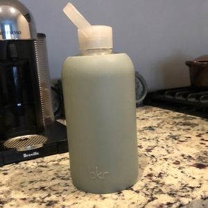 Grey large BKR bottle!